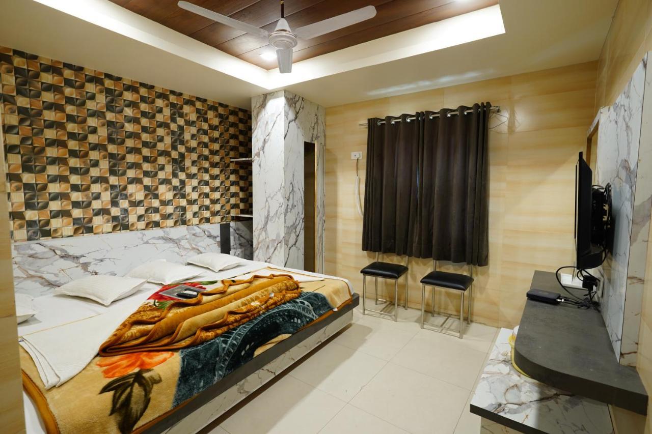 Hotel New Sundaram 150 Mtrs From Dargah Ajmer Esterno foto