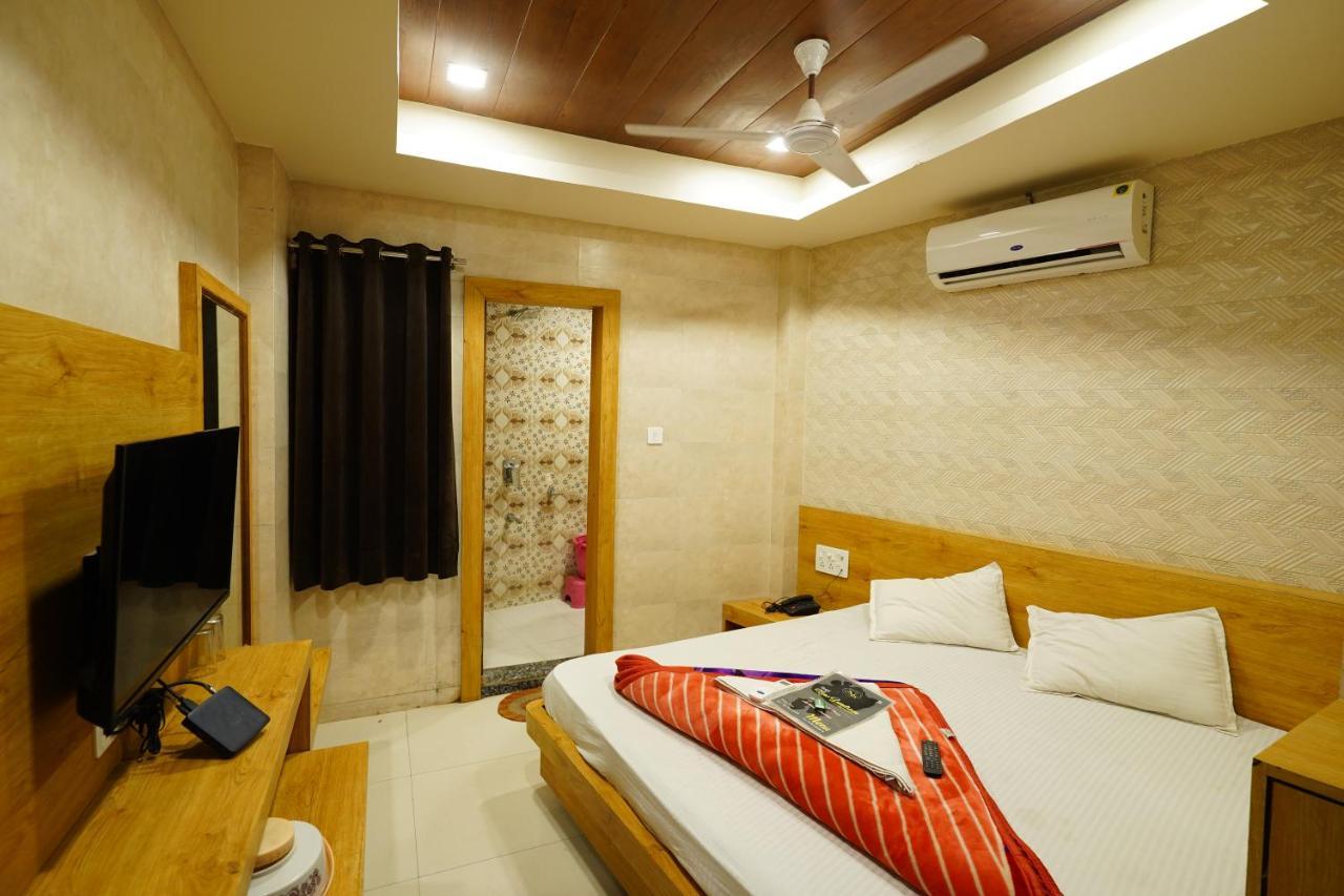 Hotel New Sundaram 150 Mtrs From Dargah Ajmer Esterno foto
