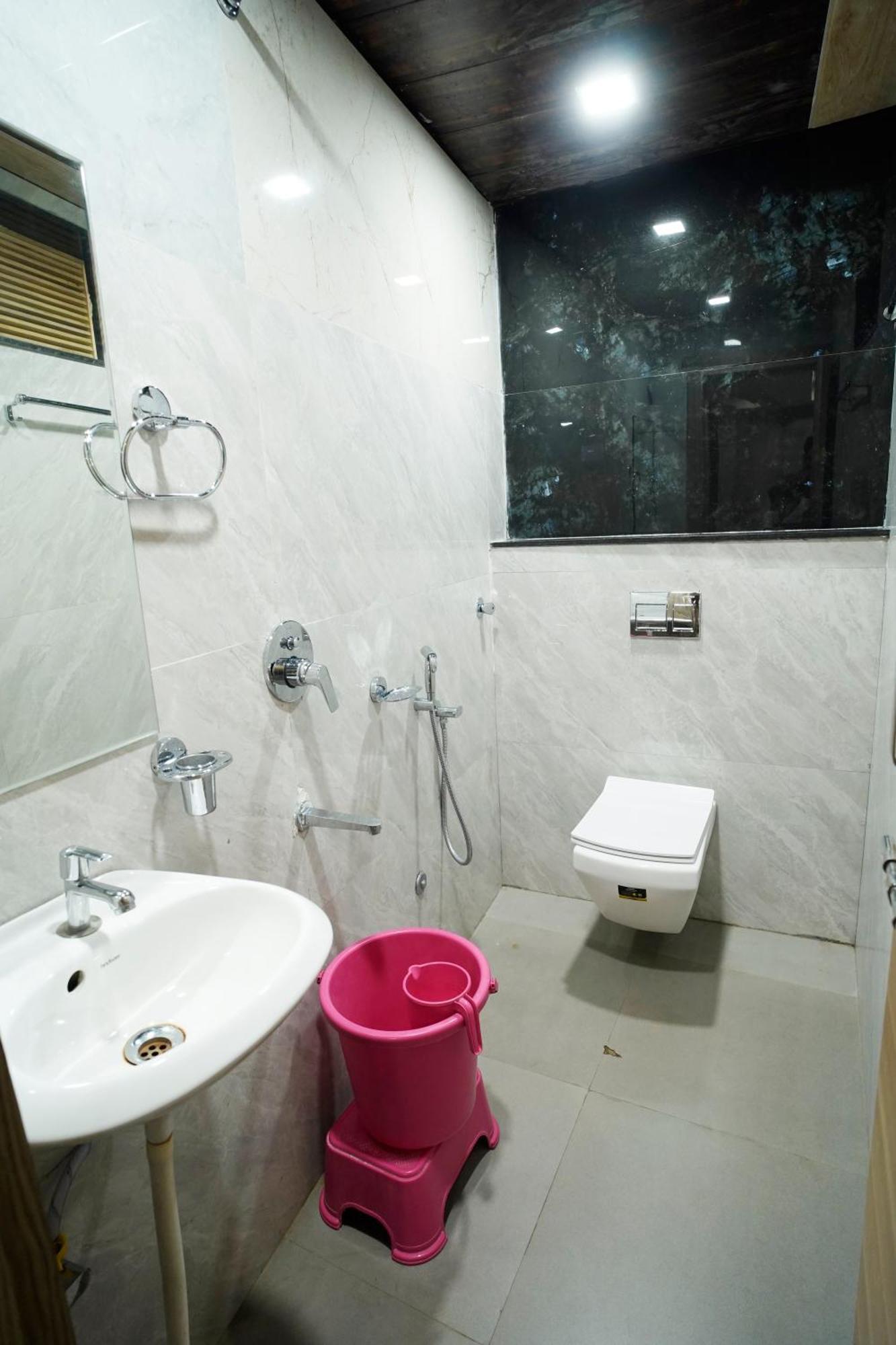 Hotel New Sundaram 150 Mtrs From Dargah Ajmer Esterno foto