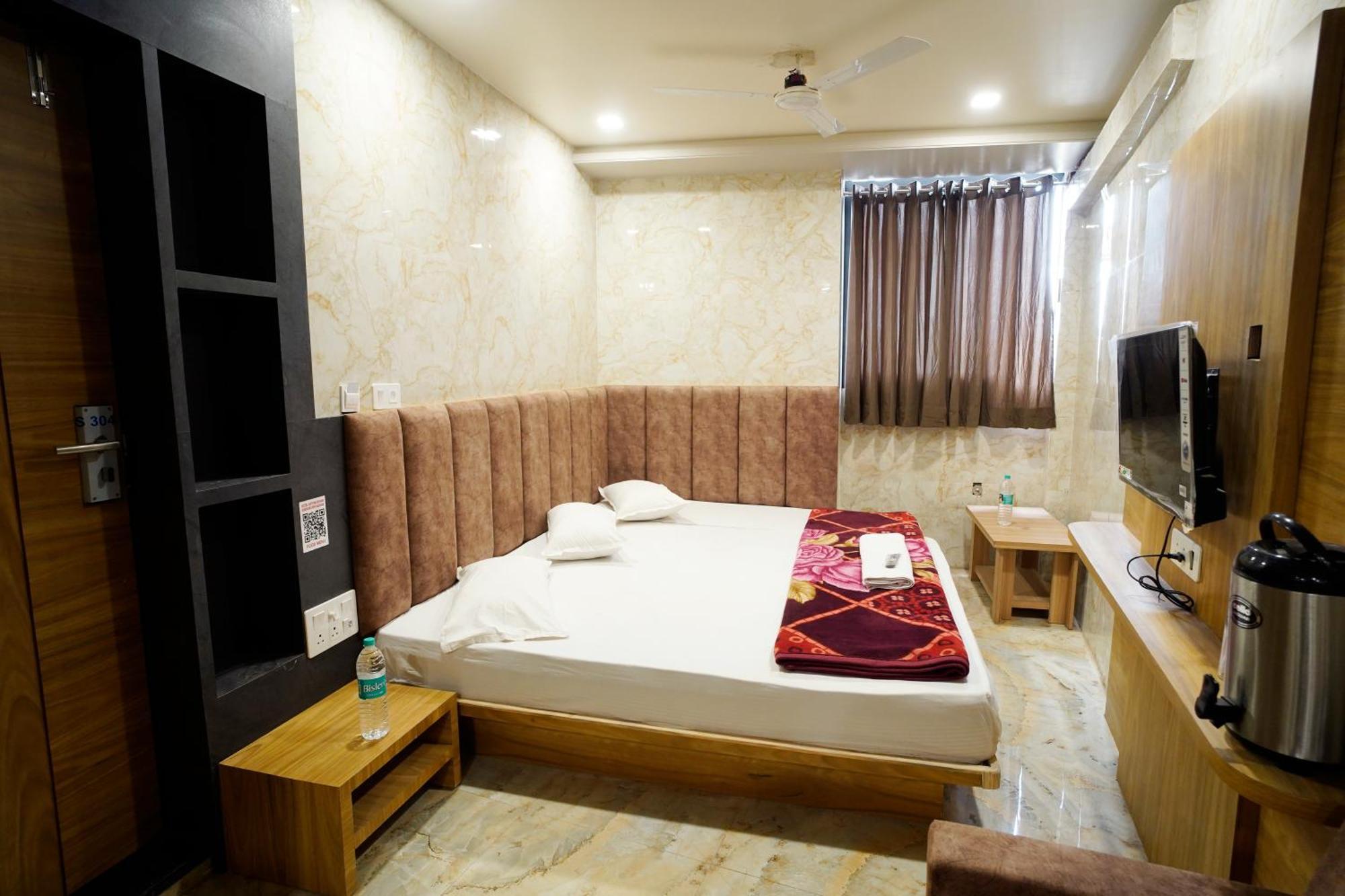Hotel New Sundaram 150 Mtrs From Dargah Ajmer Esterno foto